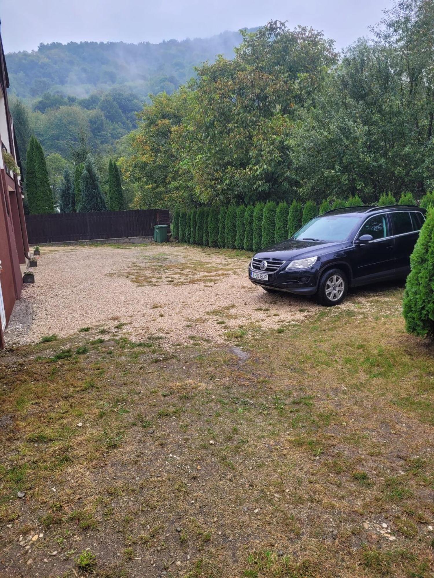 Vila Emma Rîşnov Luaran gambar