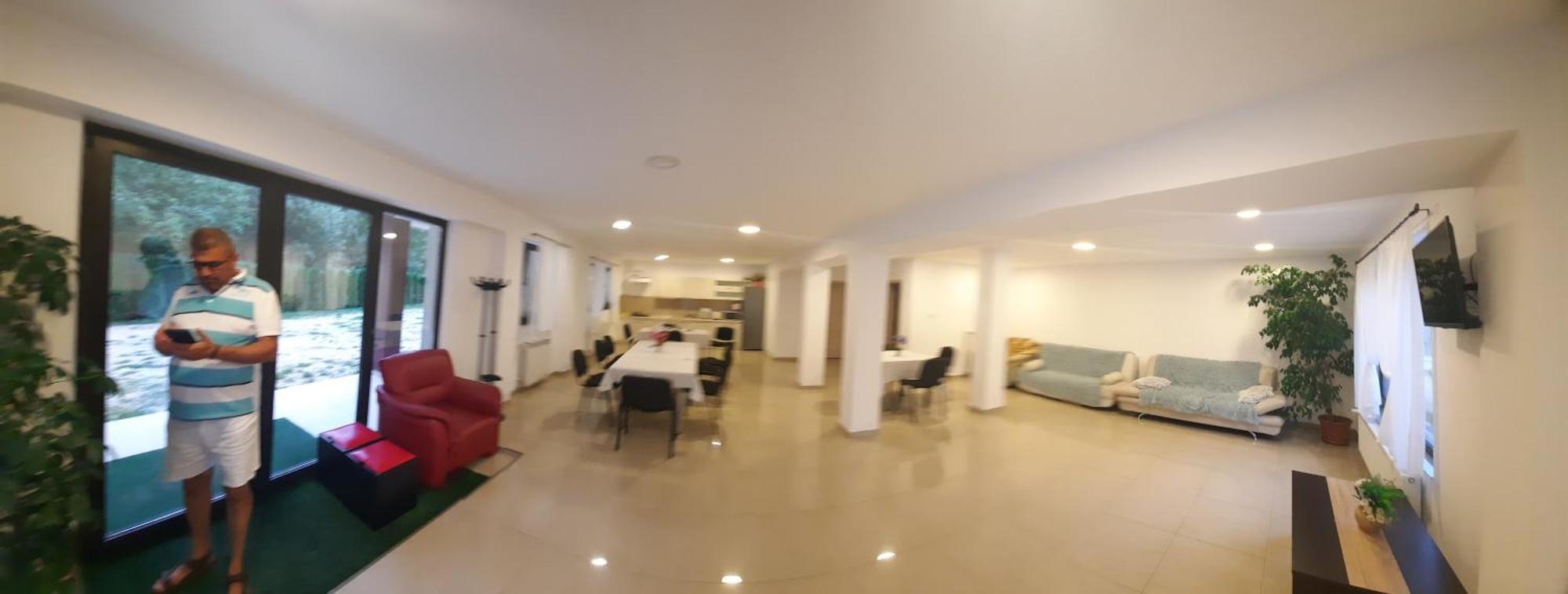 Vila Emma Rîşnov Luaran gambar