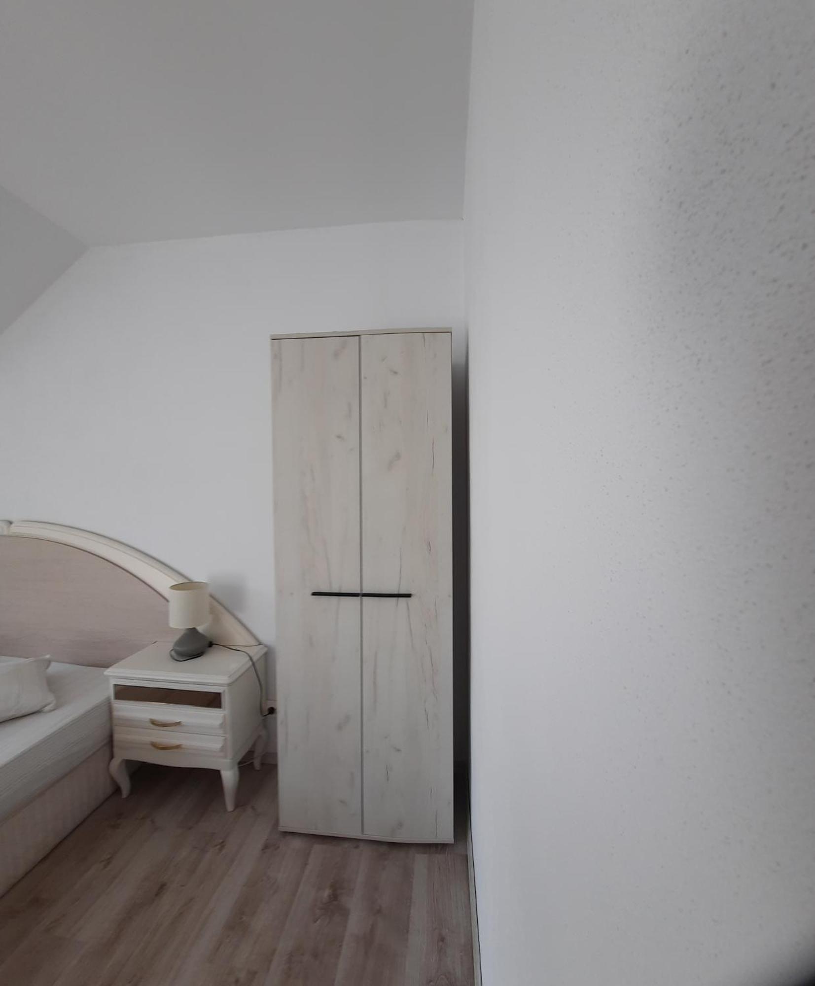 Vila Emma Rîşnov Luaran gambar